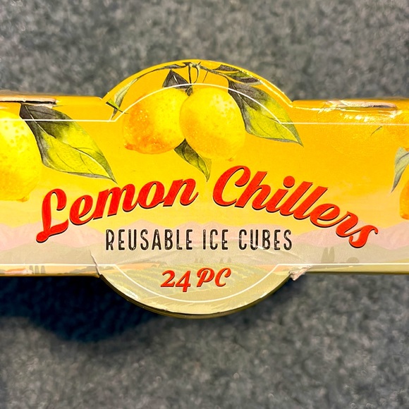 NWT 24 Piece Lemon Chillers Reusable Ice Cubes with Unbreakable Wine Glass - Picture 10 of 14